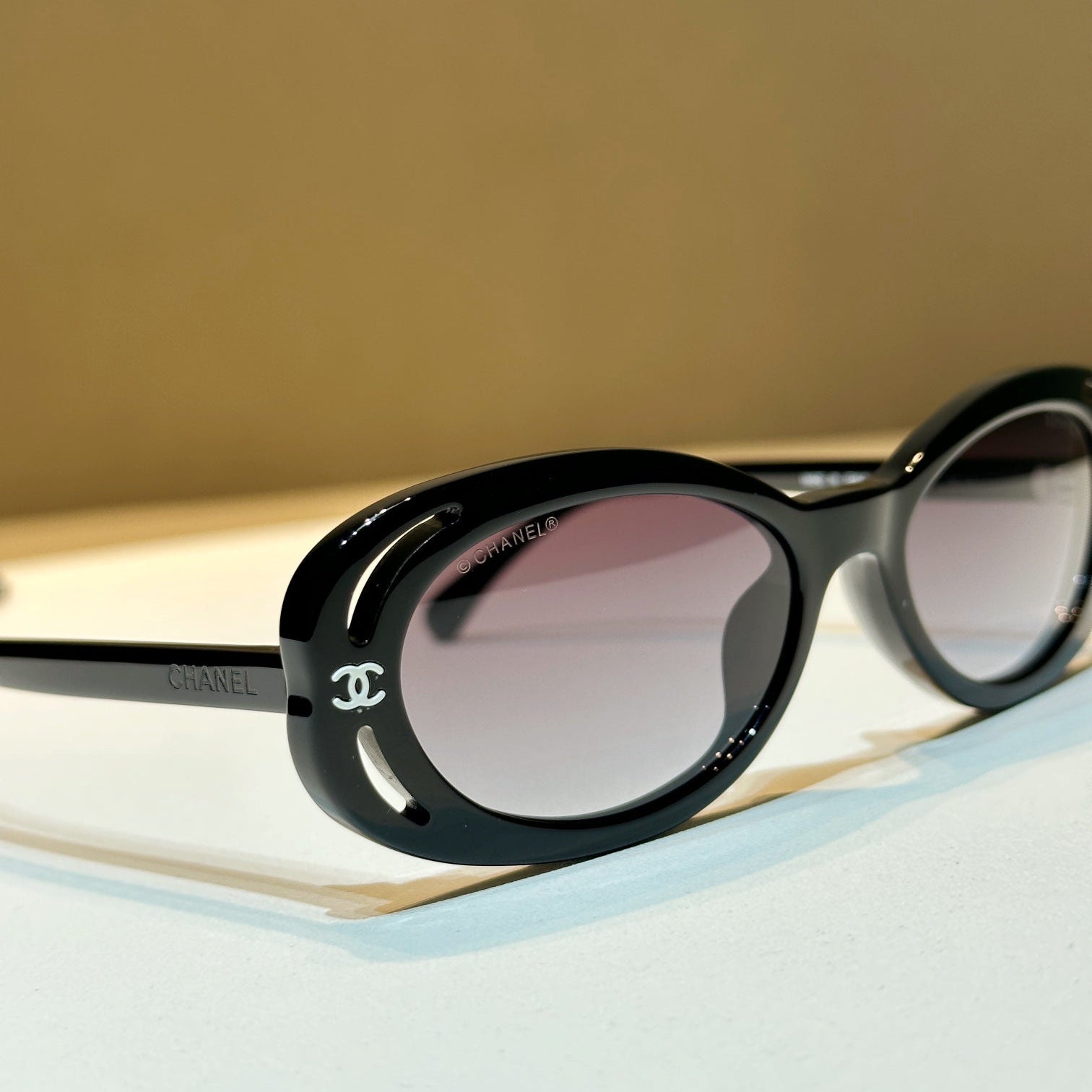Óculos de Sol Chanel High Classy