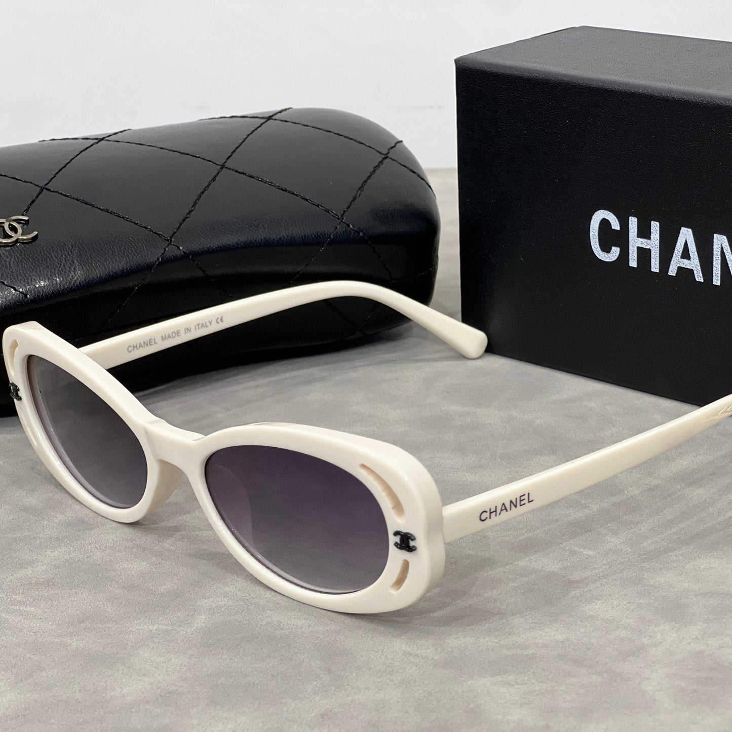 Óculos de Sol Chanel High Classy